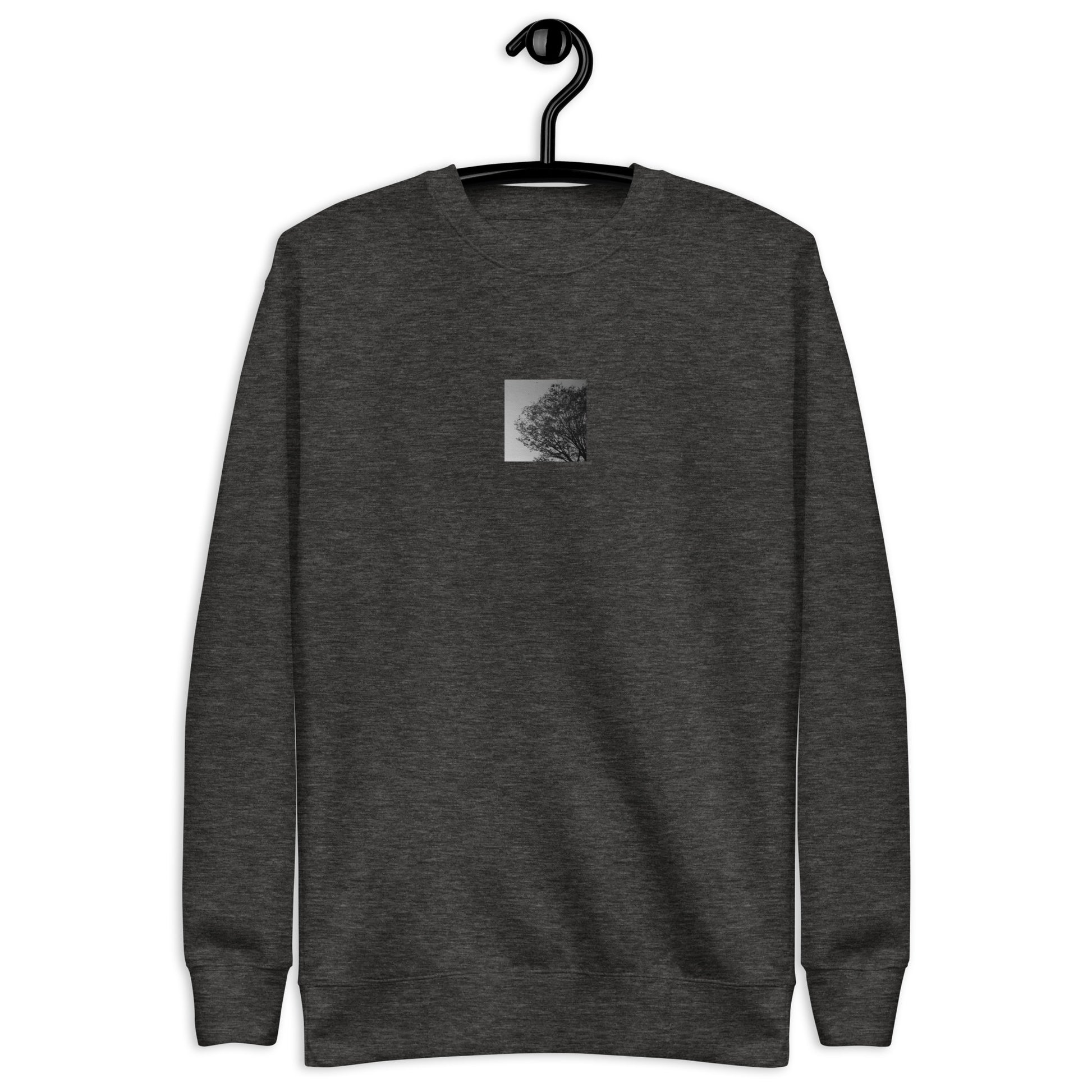 【Charcoal Heather】
Minimalist mode style unisex premium charcoal heather sweatshirt with a 'Tree and Wind' black and white photo print on the front / モードストリート系ユニセックス・プレミアムスウェット（チャコールヘザー）、フロントに「木と風」のモノクロ写真プリント（トレーナー）