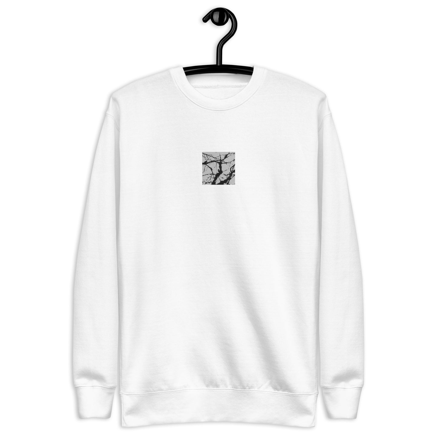 Minimalist mode style unisex white premium sweatshirt with a 'Bare Tree' black and white photo print / モードストリート系ユニセックス・ホワイト・プレミアムスウェット、フロントに「Bare Tree（枯れ木）」のモノクロ写真プリント（スウェット）