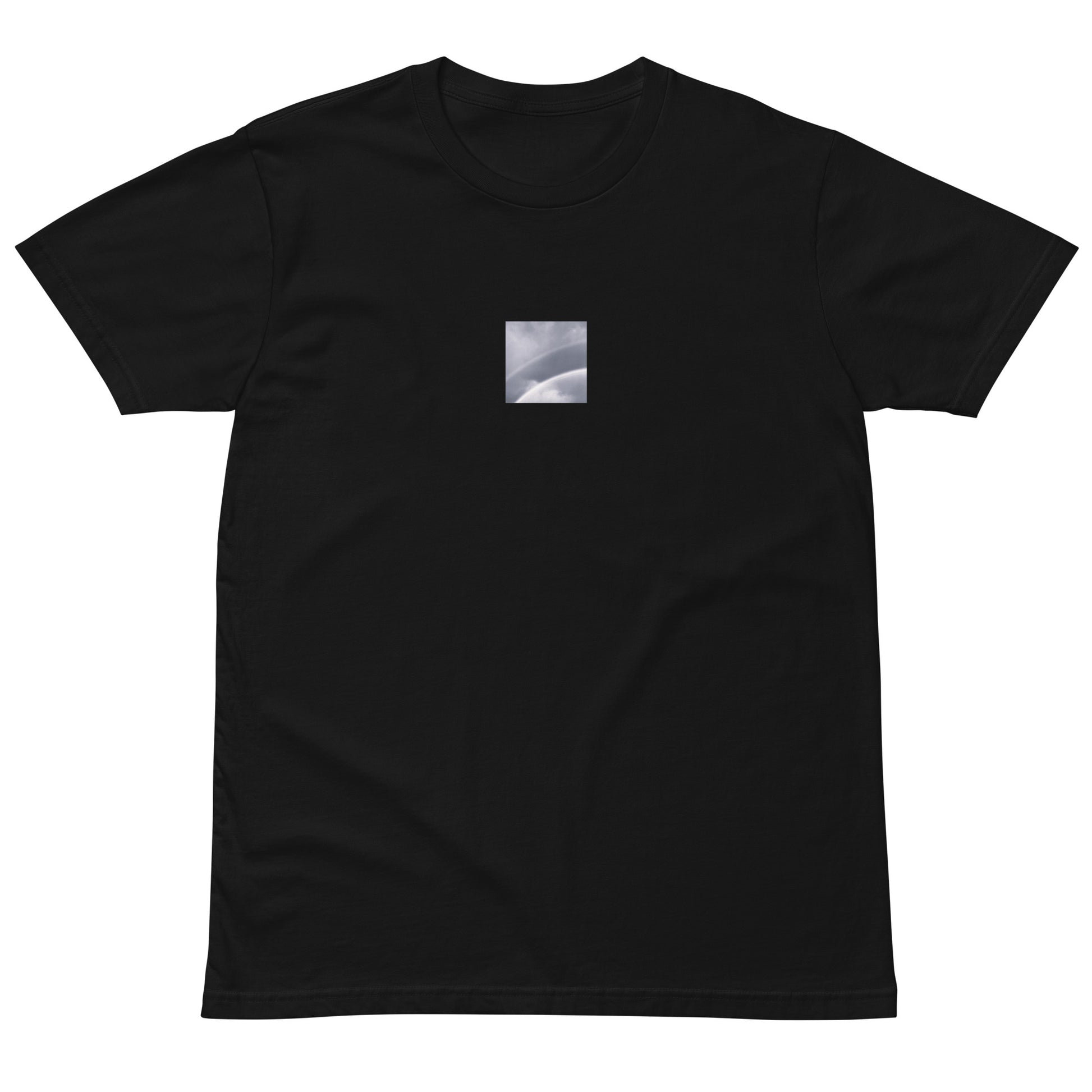 Minimalist streetwear style premium T-shirt in black featuring the 'Double Rainbow (B&W)' photo art on the front. / モードストリート系プレミアムTシャツ（ブラック）フロントに「ダブルレインボー (モノクロ)」のフォトアートを配したデザイン。