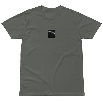 Minimalist streetwear style unisex premium T-shirt in charcoal, featuring a 'Night Car Lights' B&W photograph print on the chest. / Night Car Lights (B&W) プレミアムTシャツ（チャコール）：落ち着いた色味にモノクロの夜景写真が映える、モダンでミニマルなモードストリート系Tシャツ。
