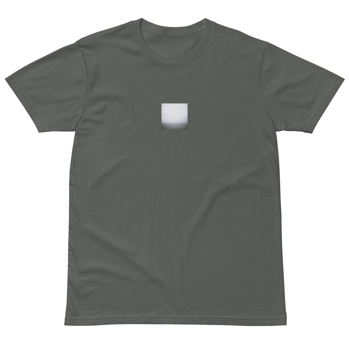 Minimalist streetwear style premium T-shirt in charcoal featuring the 'Ocean Horizon (B&W)' photo art on the front. / モードストリート系プレミアムTシャツ（チャコール）フロントに「オーシャンホライズン (モノクロ)」のフォトアートを配したデザイン。