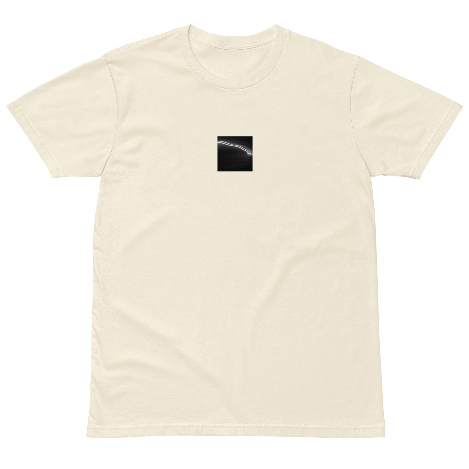 Minimalist streetwear style unisex premium T-shirt in natural, featuring a 'Night Car Lights' B&W photograph print on the chest. / Night Car Lights (B&W) プレミアムTシャツ（ナチュラル）：自然な風合いにモノクロの都会的な夜景写真が馴染む、クリーンなモードストリート系Tシャツ。