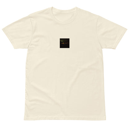 Minimalist streetwear style unisex premium T-shirt in natural, featuring a 'Night Light' photograph print on the chest. / Night Light プレミアムTシャツ（ナチュラル）：自然な風合いに夜の光の風景写真が馴染む、クリーンなモードストリート系Tシャツ。
