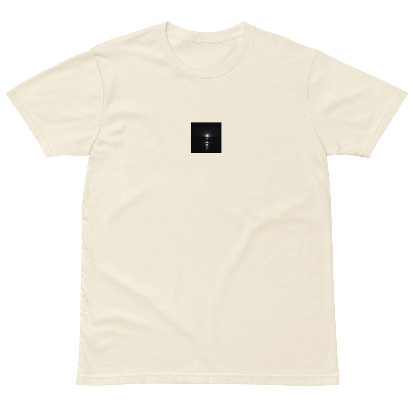 Minimalist streetwear style premium T-shirt in natural, featuring the 'Ocean Sunbeams (B&W)' photograph. / 「Ocean Sunbeams (B&W)」プレミアムTシャツ（ナチュラル）：柔らかな色合いにモノクロのアートが映える、洗練されたモードストリート系Tシャツ。