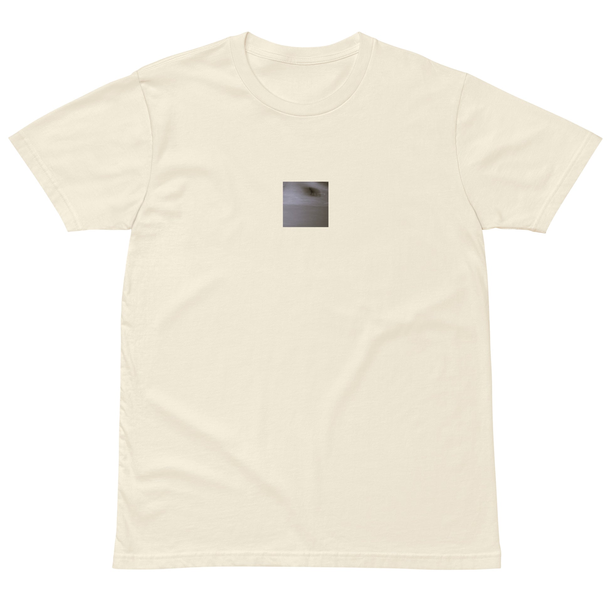 Minimalist streetwear style premium T-shirt in natural featuring the 'Cat (B&W)' photo art on the front. / モードストリート系プレミアムTシャツ（ナチュラル）フロントに「猫（モノクロ）」のフォトアートを配したデザイン。