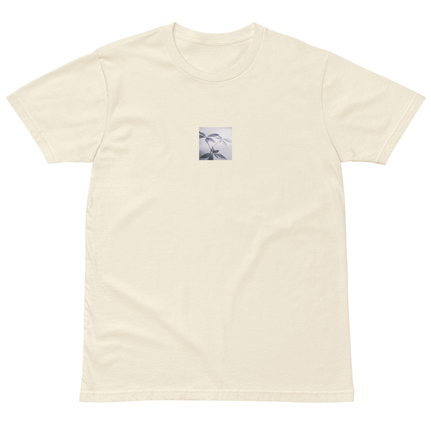 Minimalist streetwear style premium T-shirt in natural featuring the 'Botanical (B&W)' photo art on the front. / モードストリート系プレミアムTシャツ（ナチュラル）フロントに「ボタニカル (モノクロ)」のフォトアートを配したデザイン。