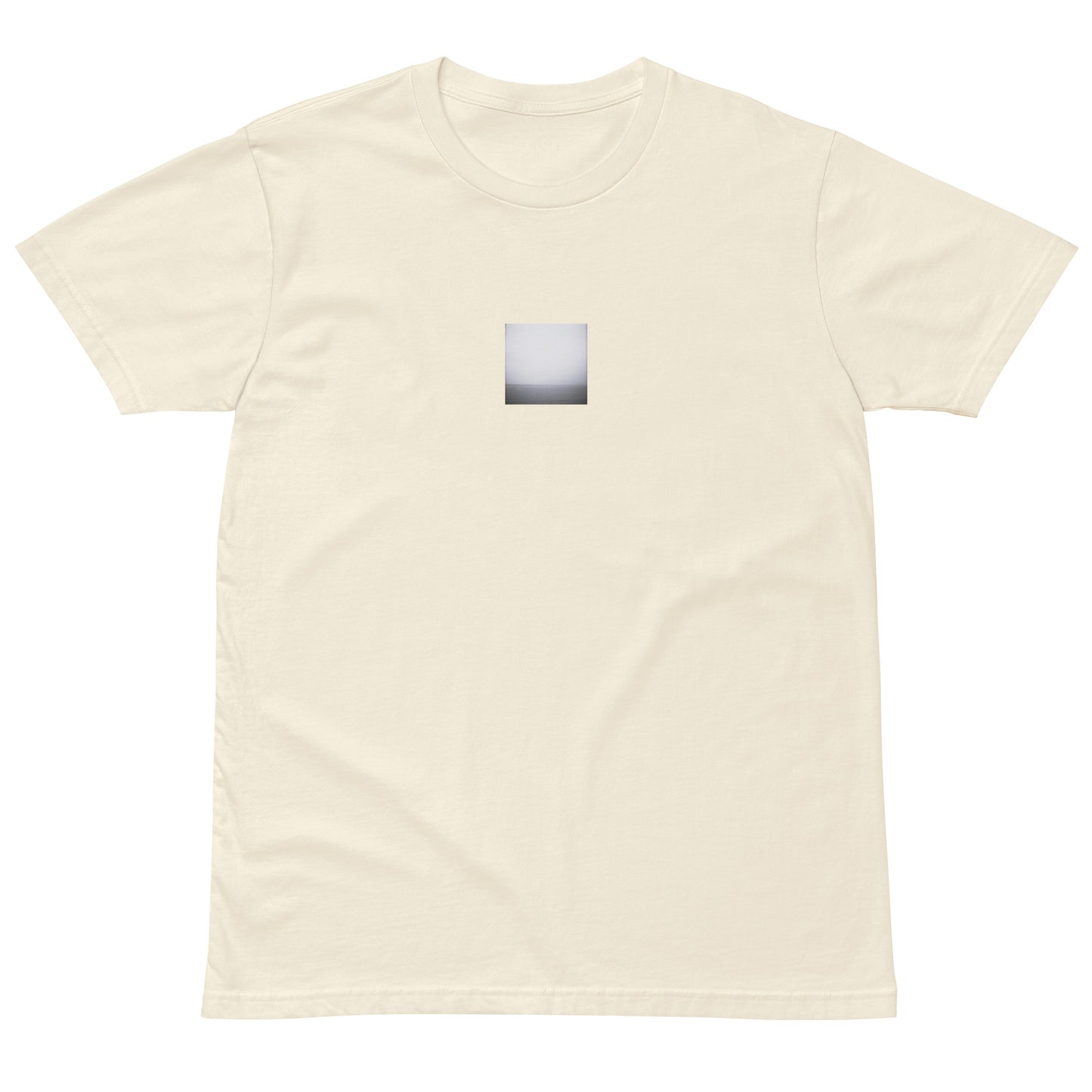 Minimalist streetwear style premium T-shirt in natural featuring the 'Ocean Horizon (B&W)' photo art on the front. / モードストリート系プレミアムTシャツ（ナチュラル）フロントに「オーシャンホライズン (モノクロ)」のフォトアートを配したデザイン。