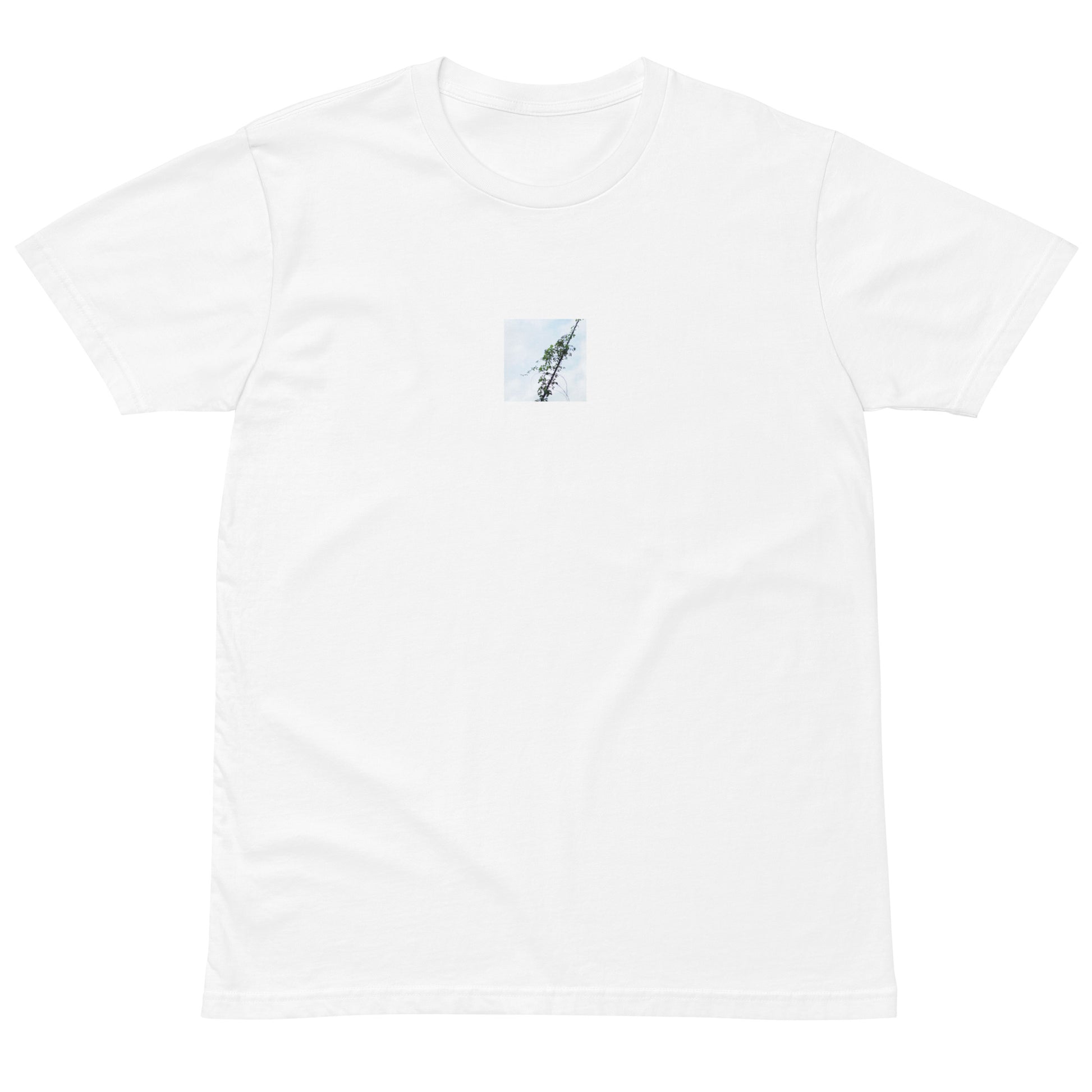 Minimalist mode style unisex premium white t-shirt with a 'Vines Entangled on a Utility Pole' photo print / モードストリート系ユニセックス・プレミアムTシャツ（ホワイト）、フロントに「電柱に絡まるツル」の写真プリント（Tシャツ）