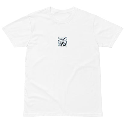 Minimalist mode style unisex premium white t-shirt with a 'Bare Tree' art print / モードストリート系ユニセックス・プレミアムTシャツ（ホワイト）、フロントに「Bare Tree（枯れ木）」のアートプリント（Tシャツ）