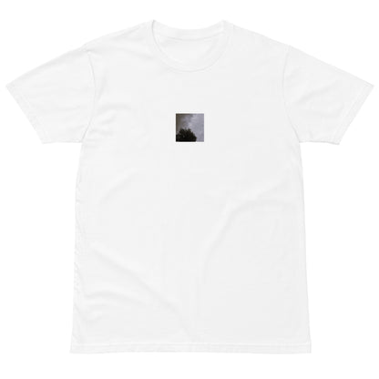 Minimalist mode style unisex premium white t-shirt with a 'Clouds & Tree' black and white photo print / モードストリート系ユニセックス・プレミアムTシャツ（ホワイト）、フロントに「Clouds & Tree（雲と木）」のモノクロ写真プリント（Tシャツ）