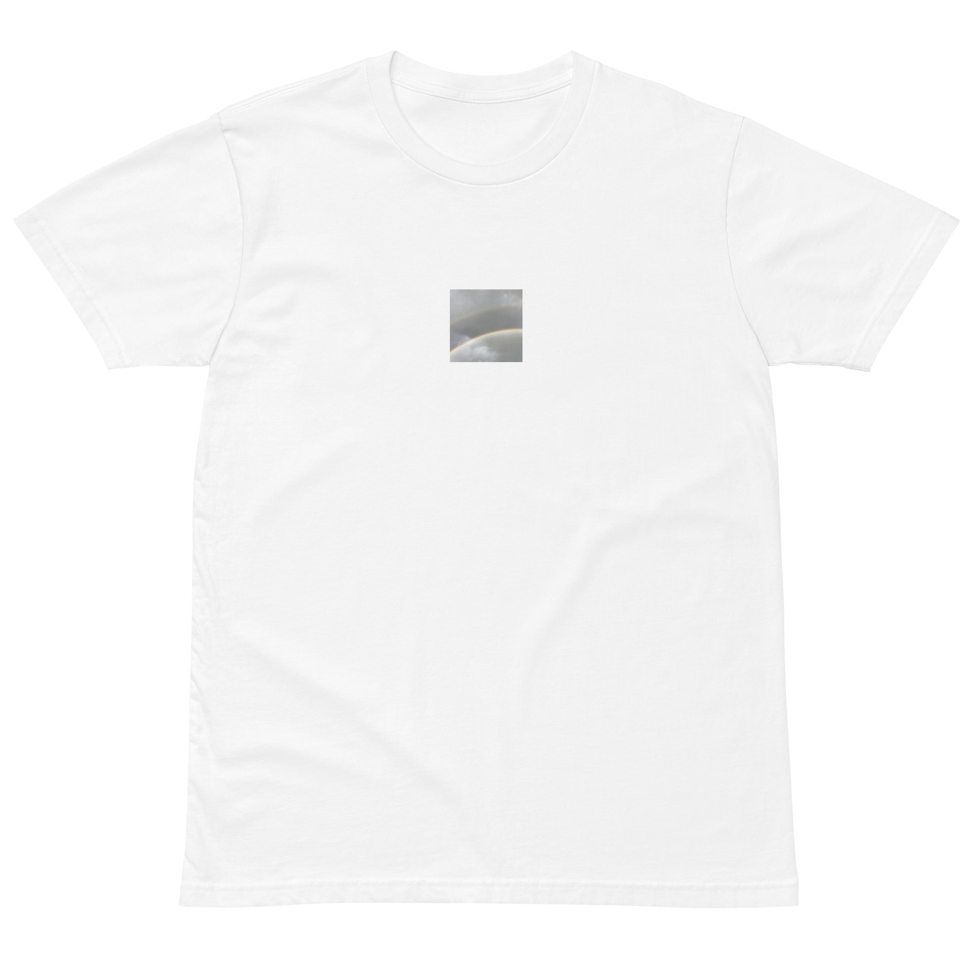 Minimalist streetwear style premium T-shirt in white featuring the 'Double Rainbow' photo art on the front. / モードストリート系プレミアムTシャツ（ホワイト）フロントに「ダブルレインボー」のフォトアートを配したデザイン。