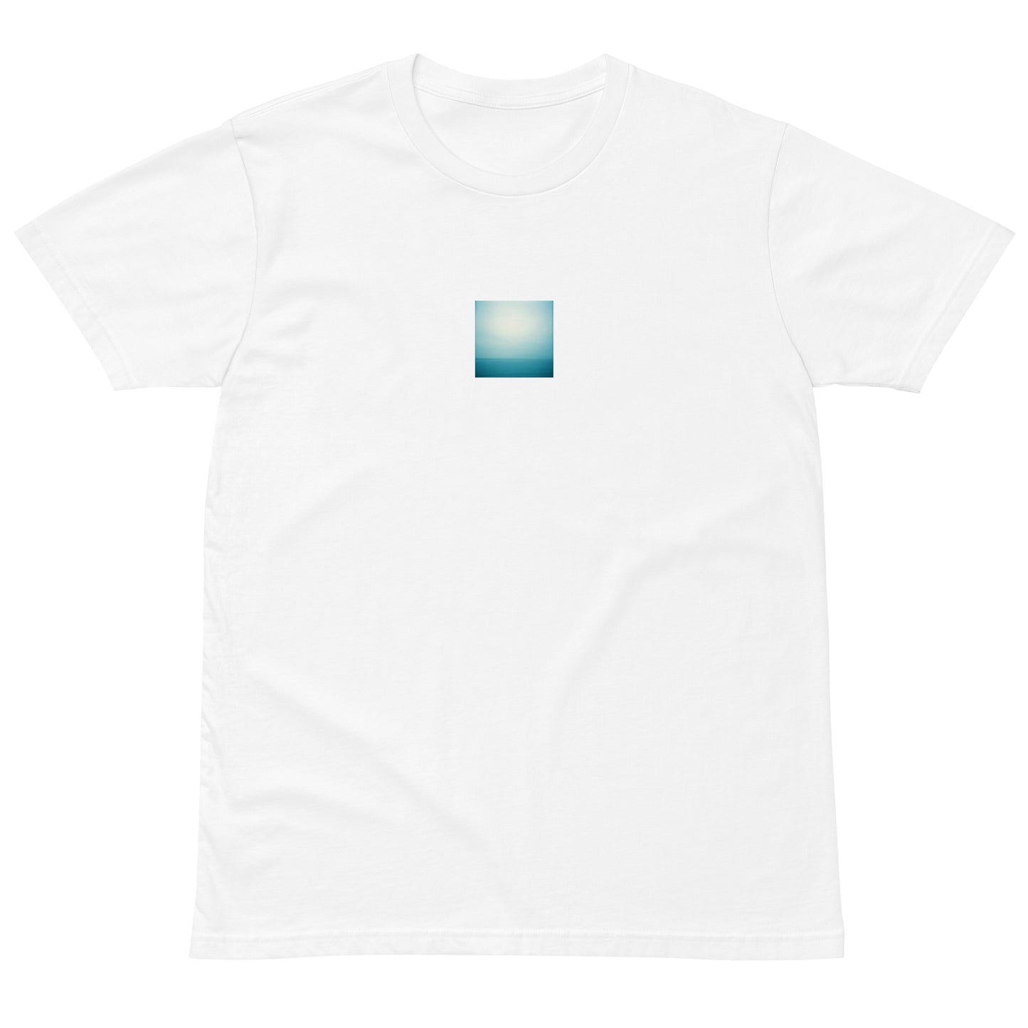 Minimalist streetwear style premium T-shirt in white featuring the 'Ocean Horizon' photo art on the front. / モードストリート系プレミアムTシャツ（ホワイト）フロントに「海の水平線」のフォトアートを配したデザイン。