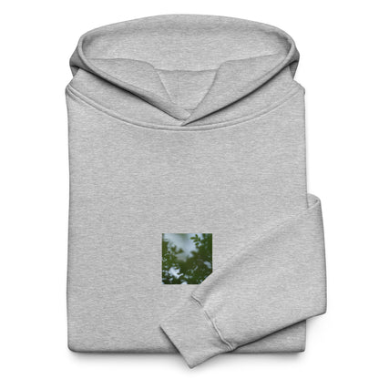 Minimalist streetwear style unisex oversized hoodie in athletic heather, featuring a 'Tree Branches' botanical print on the chest. / Tree Branches オーバーサイズ・フーディー（アスレチックヘザー）：都会的な杢グレーの風合いが魅力。ミニマリストのためのモダンなモードストリート系プルオーバー。