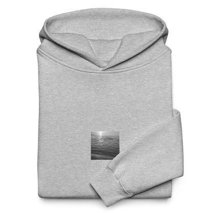 ### Athletic Heather
Minimalist streetwear style premium heavyweight oversized hoodie in athletic heather, featuring the 'Ocean Beach (B&W)' photograph. / 「Ocean Beach (B&W)」プレミアムオーバーサイズフーディー（アスレチックヘザー）：こなれ感のある杢グレー。打ち寄せる波をモノクロで捉えた、肉厚でモダンなストリート系パーカー。