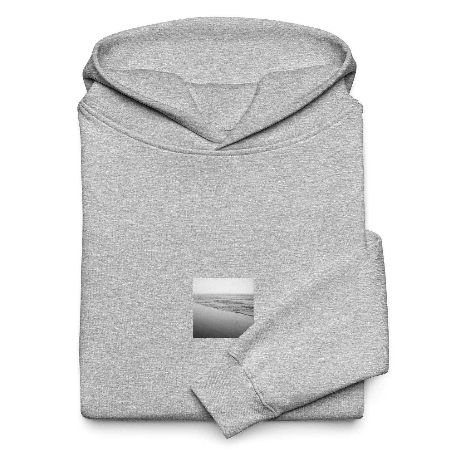 Minimalist streetwear style unisex oversized hoodie in athletic heather with 'Ocean Beach (B&W)' photo art print. / フロントに「オーシャン・ビーチ（モノクロ）」のフォトアートプリントを配した、モードストリート系オーバーサイズフーディー（アスレチックヘザー）。