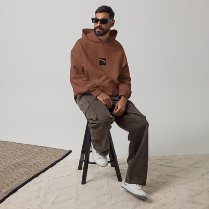 Minimalist streetwear style unisex oversized hoodie in chestnut, featuring a 'Night Car Lights' photograph print on the chest. / Night Car Lights オーバーサイズ・フーディー（チェスナット）：落ち着いたブラウンに都会の夜景写真が映える、モダンでミニマルなモードストリート系パーカー。