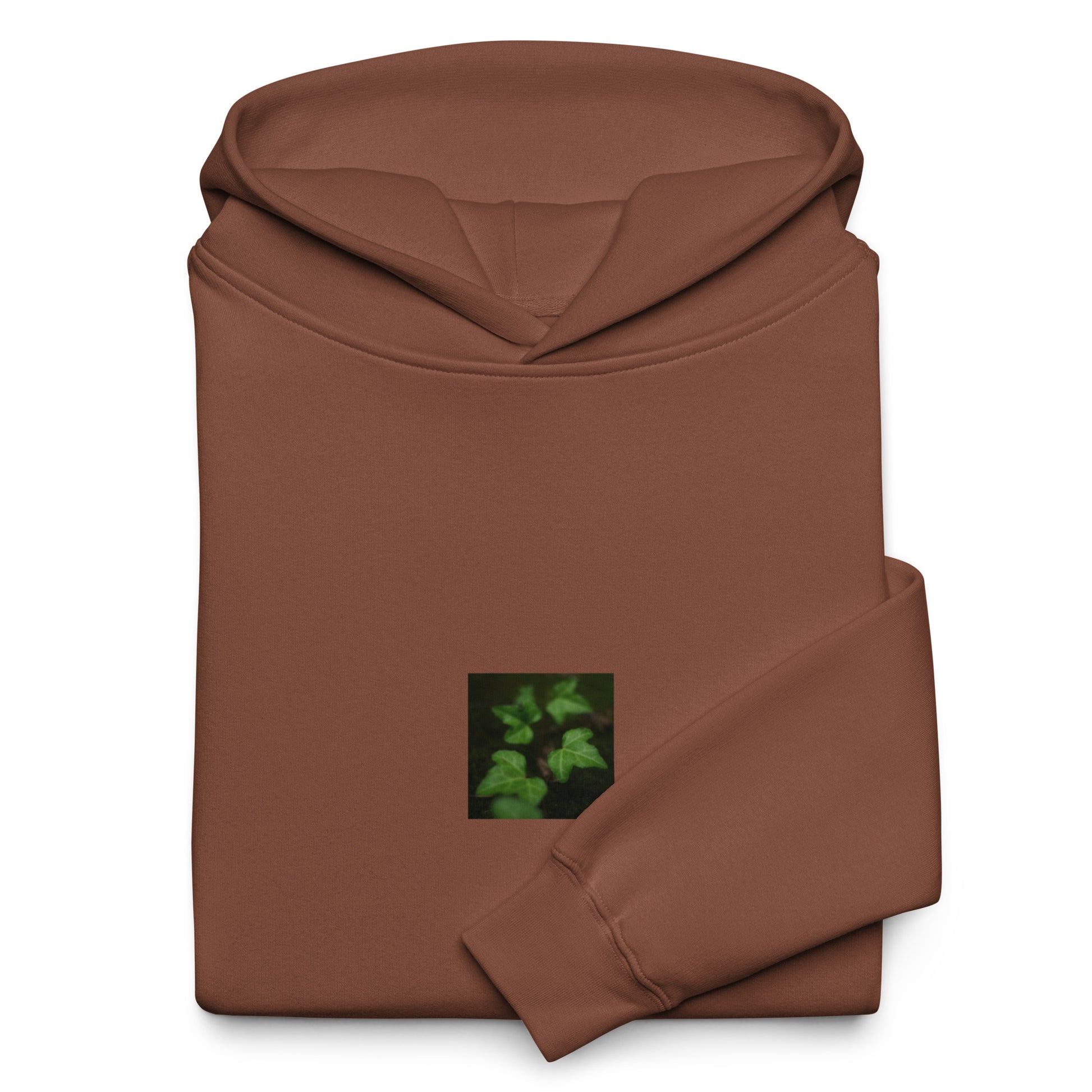Minimalist streetwear style oversized hoodie in chestnut featuring the 'ivy' photo art on the front. / モードストリート系オーバーサイズフーディー（チェスナット）フロントに「アイビー」のフォトアートを配したデザイン。