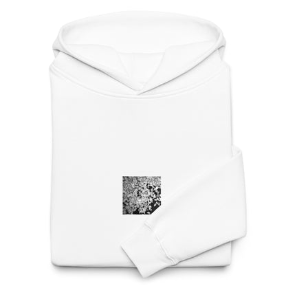 Minimalist streetwear style oversized hoodie in white featuring the 'Ginkgo Biloba (B&W)' photo art on the front. / モードストリート系オーバーサイズフーディー（ホワイト）フロントに「イチョウ (モノクロ)」のフォトアートを配したデザイン。