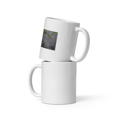 Minimalist mode style ceramic mug with a 'Water Surface & Leaves' art print / モードストリート系セラミックマグカップ、「Water Surface & Leaves（水面と葉）」のアートプリント（コーヒーマグ）