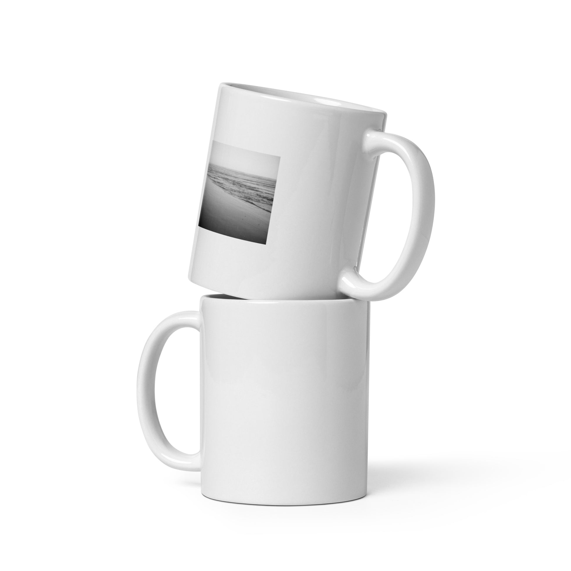 Minimalist mode style white glossy ceramic mug with an 'Ocean Beach' black and white photo print / モードストリート系「Ocean Beach（オーシャンビーチ）」モノクロ写真プリント入りホワイト光沢セラミックマグカップ