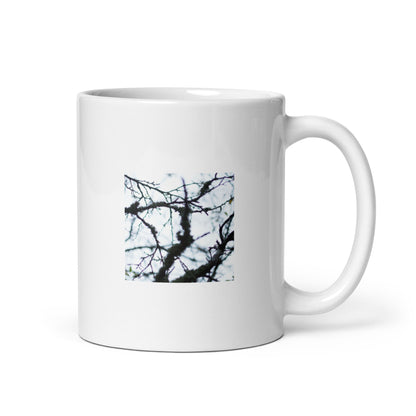 Minimalist mode style ceramic mug with a 'Bare Tree' art print / モードストリート系セラミックマグカップ、「Bare Tree（枯れ木）」のアートプリント（コーヒーマグ）
