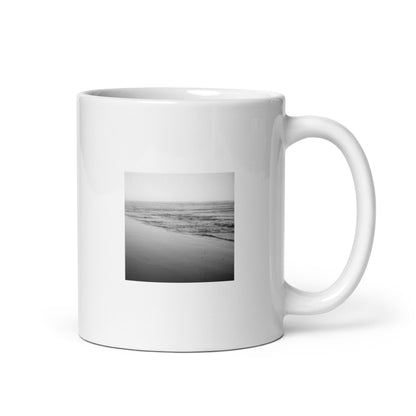 Minimalist mode style white glossy ceramic mug with an 'Ocean Beach' black and white photo print / モードストリート系「Ocean Beach（オーシャンビーチ）」モノクロ写真プリント入りホワイト光沢セラミックマグカップ