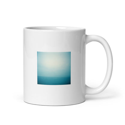 Minimalist art white glossy mug featuring the 'Ocean Horizon' photo art. / ホワイト光沢マグカップ：「海の水平線」のフォトアートを配したミニマリストデザイン。